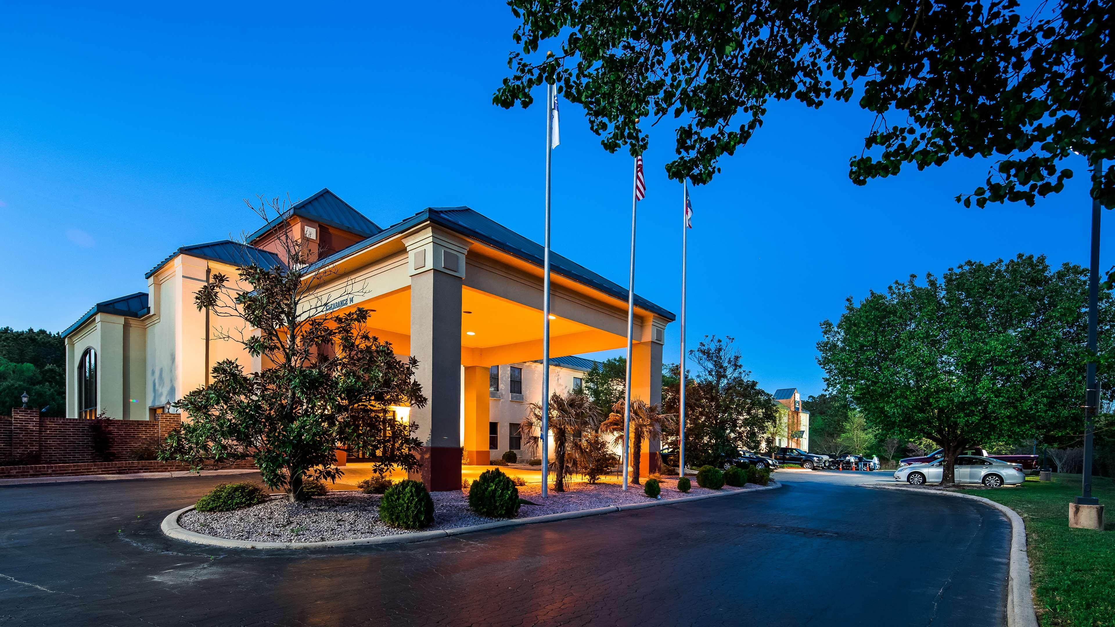 Best Western Butner Creedmoor Inn Kültér fotó