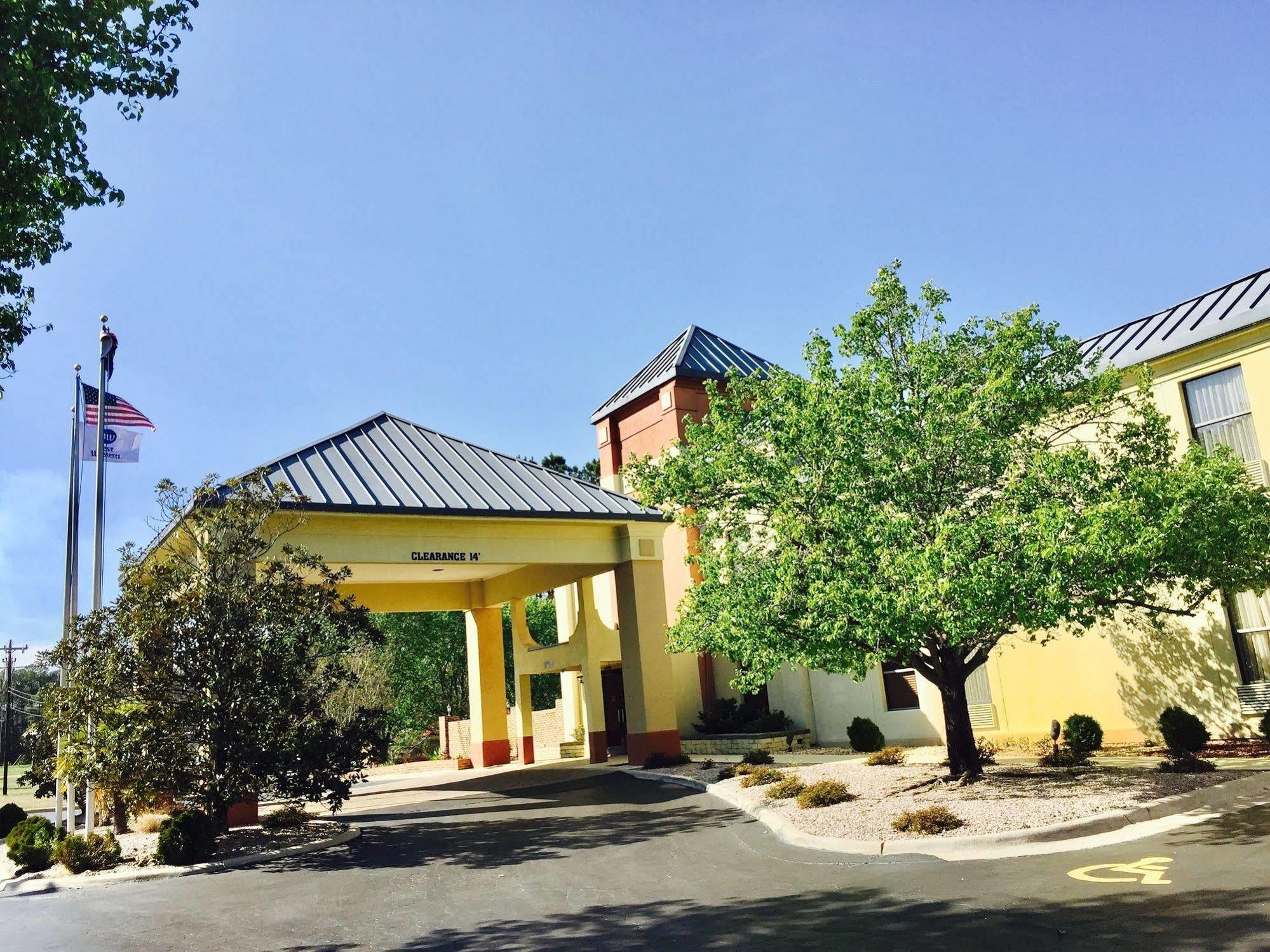 Best Western Butner Creedmoor Inn Kültér fotó
